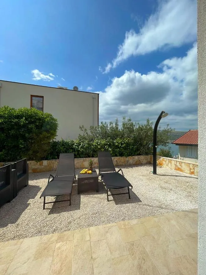 Apartment Tina, Modern, Private Seaview Outdoor Terrace, Bbq, Close To Beach, 2 Bedrooms Trogir