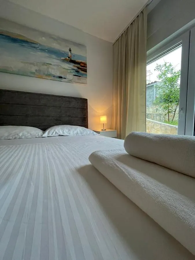 Apartment Tina, Modern, Private Seaview Outdoor Terrace, Bbq, Close To Beach, 2 Bedrooms Trogir Croatia