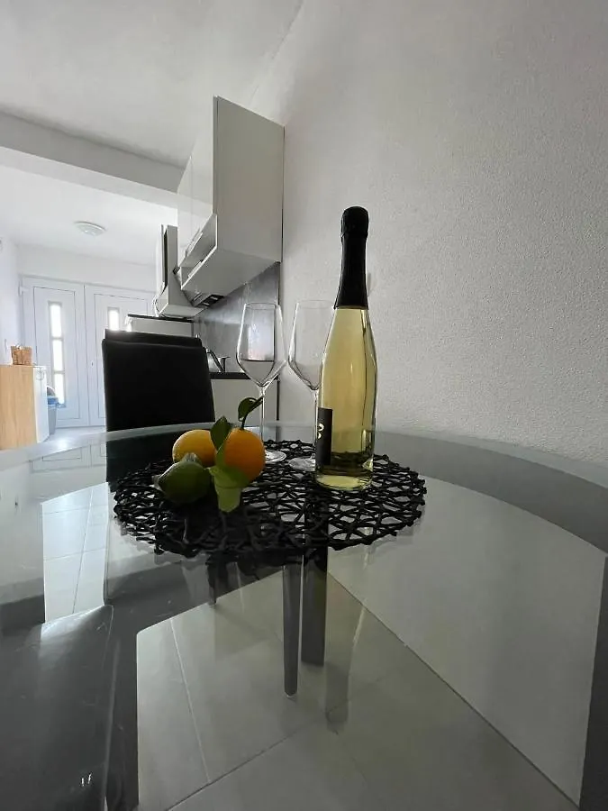 Apartment Tina, Modern, Private Seaview Outdoor Terrace, Bbq, Close To Beach, 2 Bedrooms Trogir 0*,  Croatia