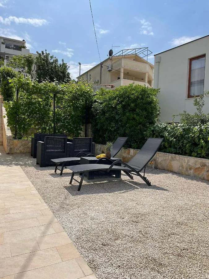 Apartment Tina, Modern, Private Seaview Outdoor Terrace, Bbq, Close To Beach, 2 Bedrooms Trogir